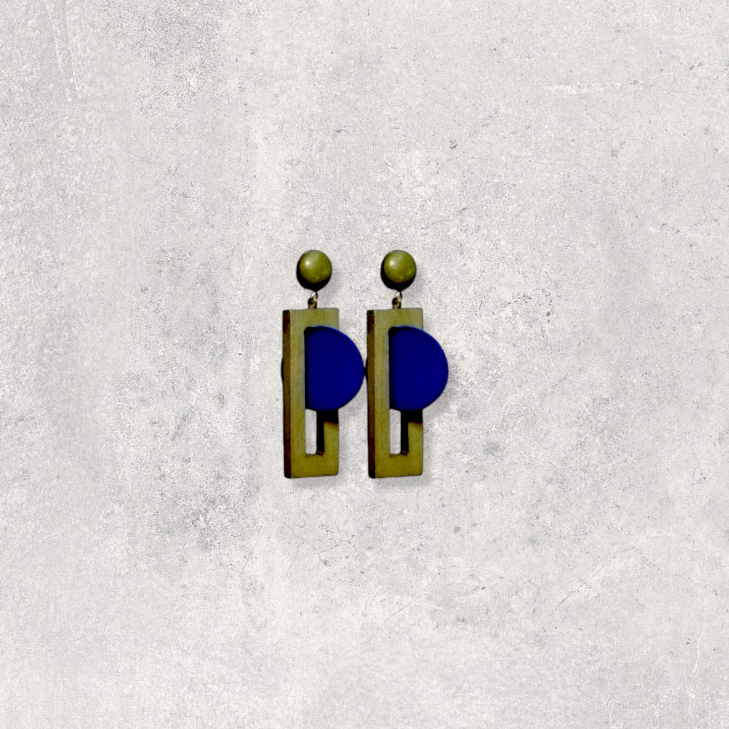 Scher Earring