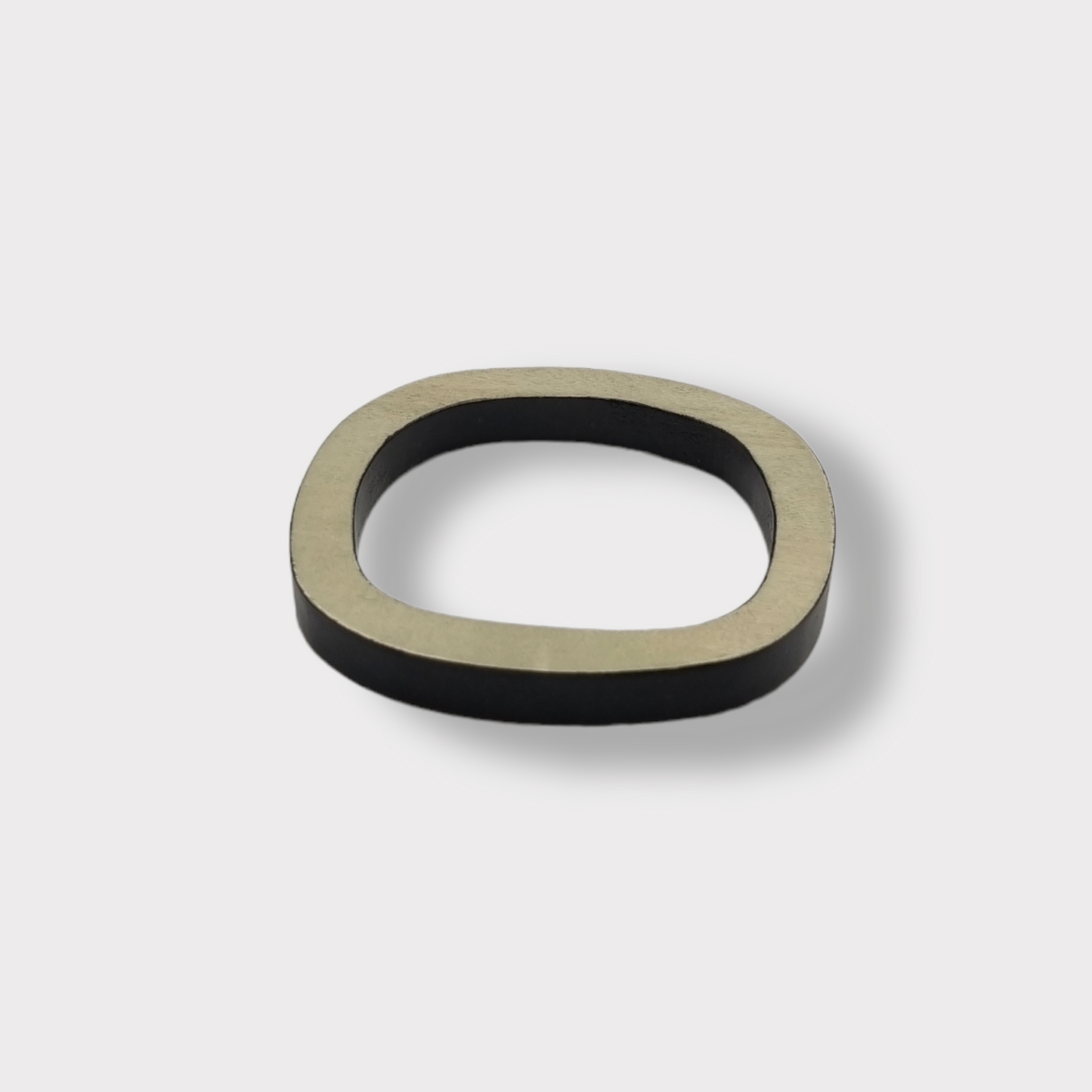 Inci Bangle